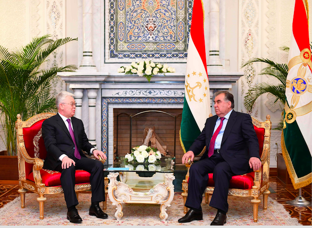 Qazaqstan Syrtqy ister mınıstri Tájikstan Prezıdentimen kezdesti