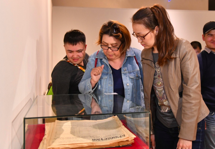 Elordada «Egemen Qazaqstan» gazetiniń 100 jyldyǵyna arnalǵan kórme ótip jatyr