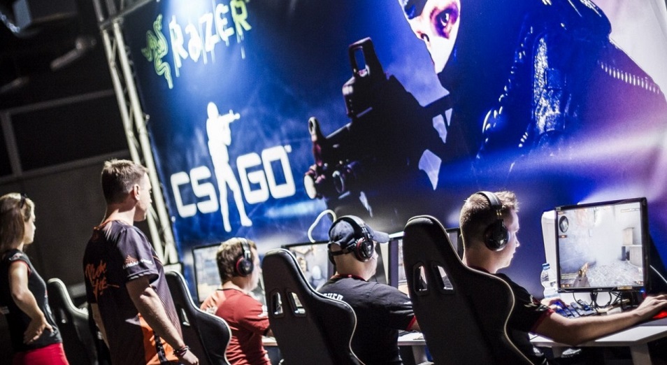 Qazaqstan kıbersporttyń kóshine ilesýi kerek