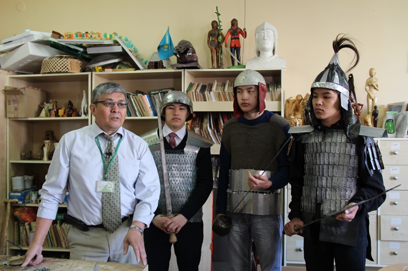 Petropavldyq sheber qazaq batyrynyń saýytyn jasap shyǵardy