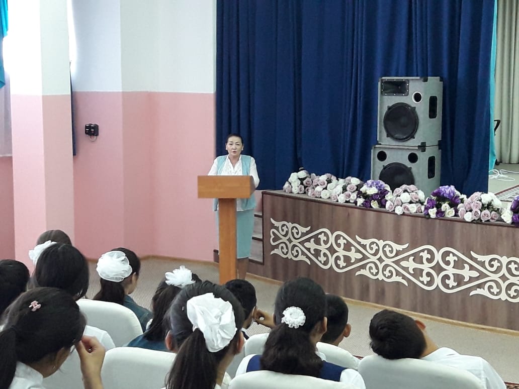 Mańǵystaýda medıatorlar mektepterdi aralady