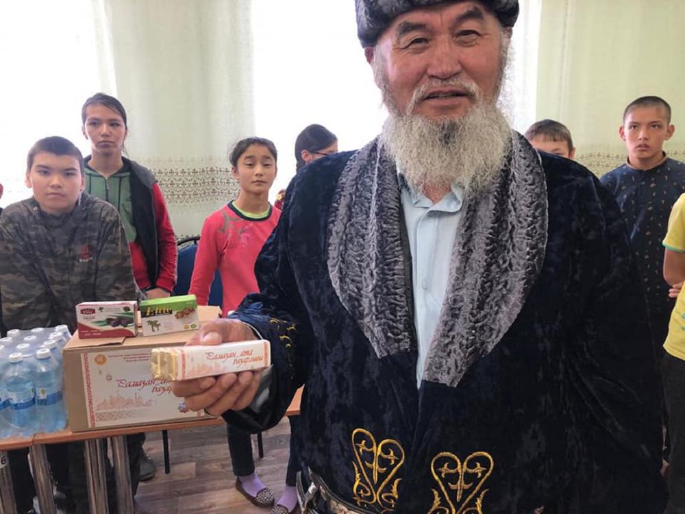 Ramazan ata bazarlyq taratyp júr