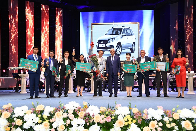 «Úzdik mádenıet mekemesine» avtokólik syıǵa berildi