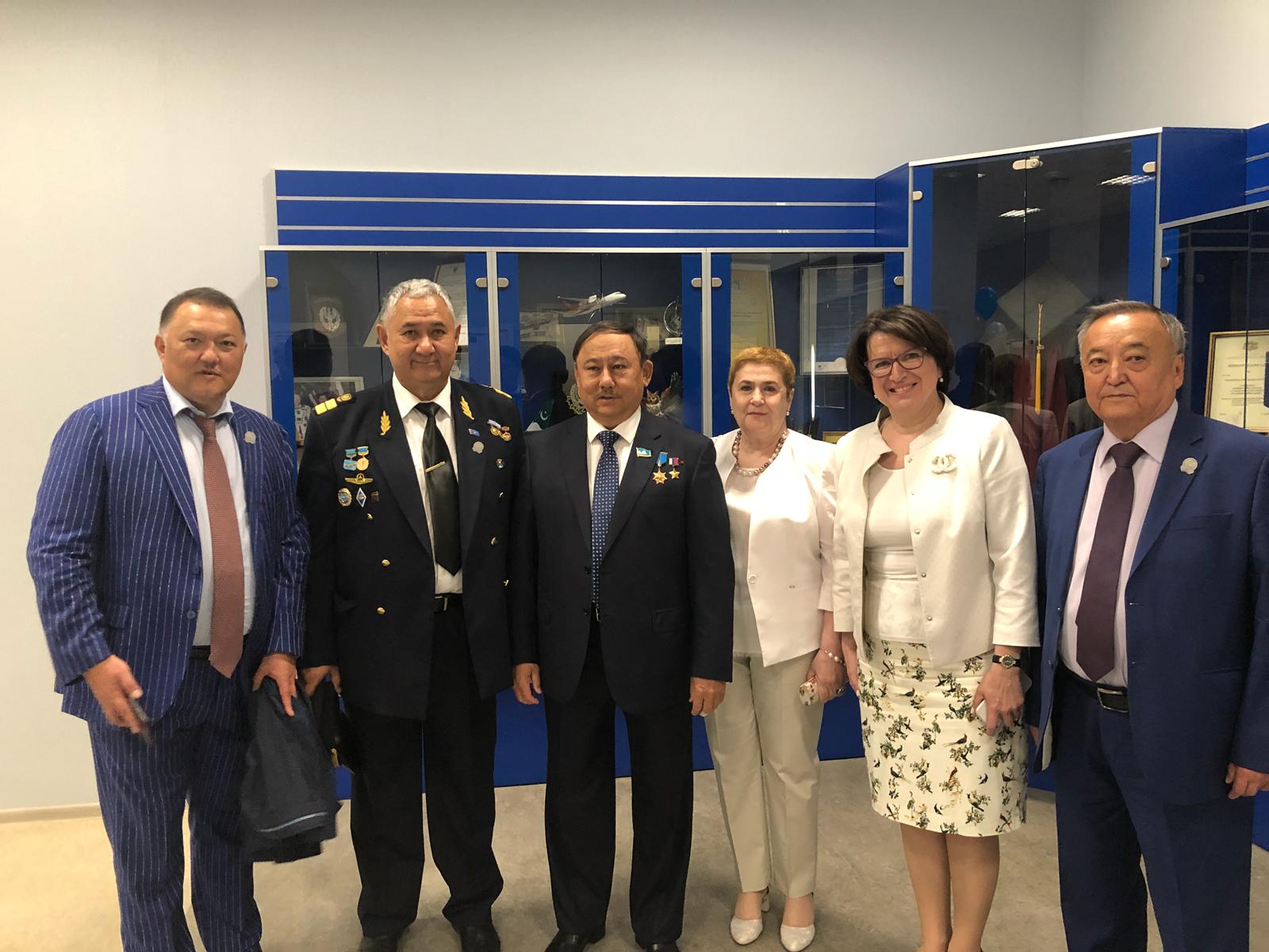 Senator Talǵat Musabaev «Latvııa-Qazaqstan» dostyq tobynyń múshelerimen kezdesti