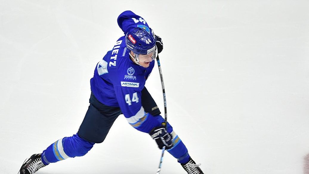 Shaıbaly hokkeı: Darren Dıs úzdikter qatarynda