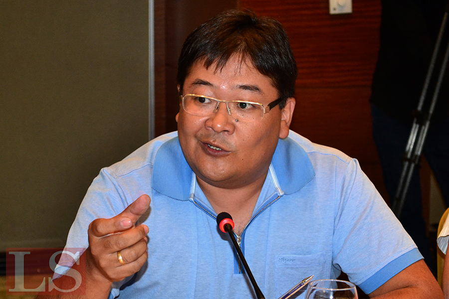 Aıdos Sarym: Pikirtalastardyń kóp bolǵany jón