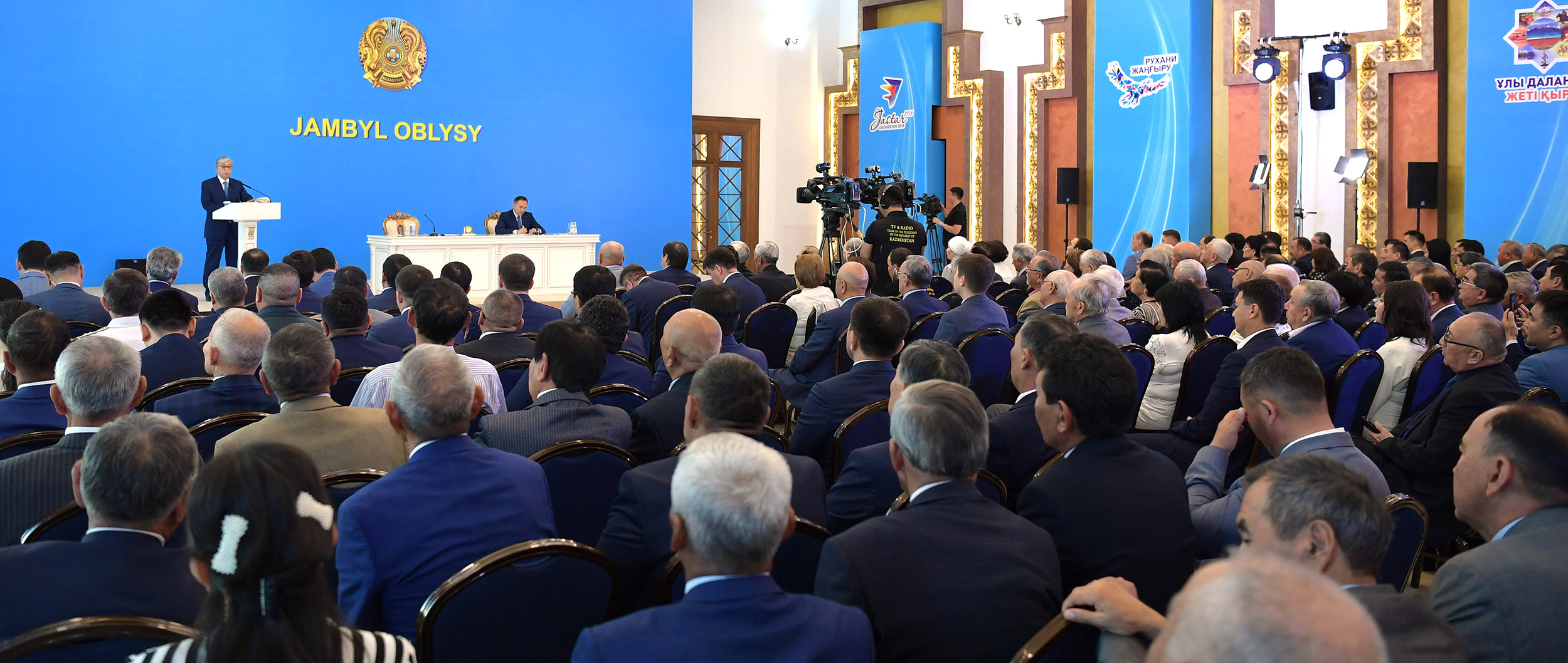 Qazaqstan Prezıdenti Qasym-Jomart Toqaev Jambyl oblysynyń jurtshylyǵymen kezdesti