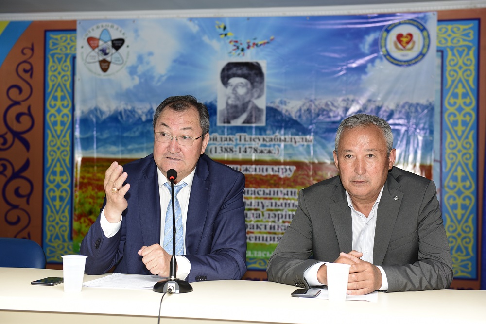 «О́teıboıdaq Tileýqabylulynyń eńbekterin otandyq medısınada dáripteý» taqyrybynda konferensııa ótti