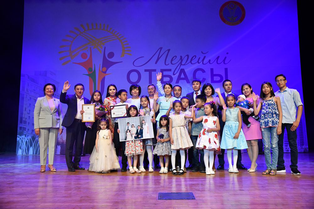 Qoıbaqovtar áýleti – jeńimpaz