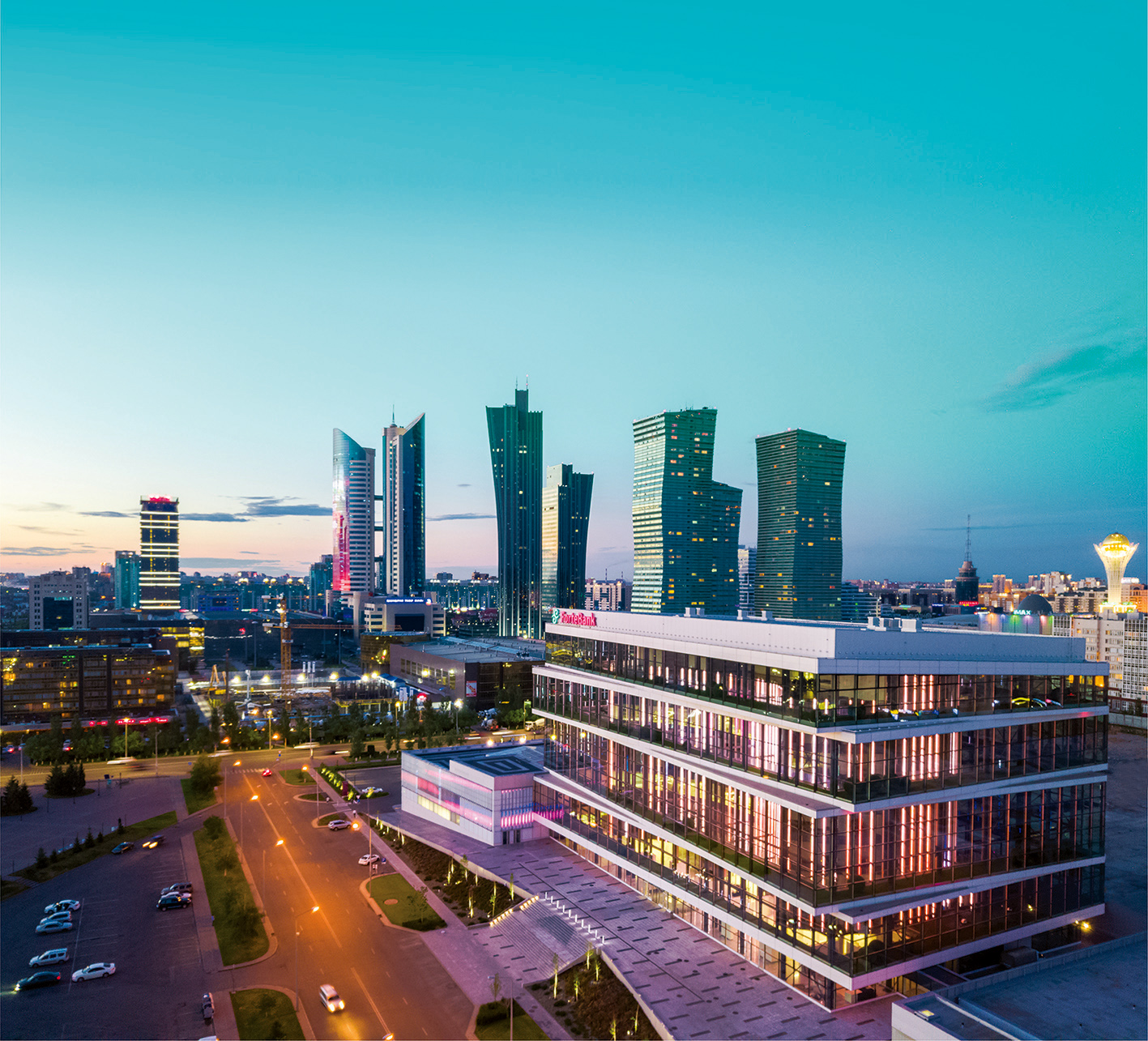 Halyqaralyq reıtıng agenttigi ForteBank reıtıngterin "V"-dan "V+"-ke kóterdi