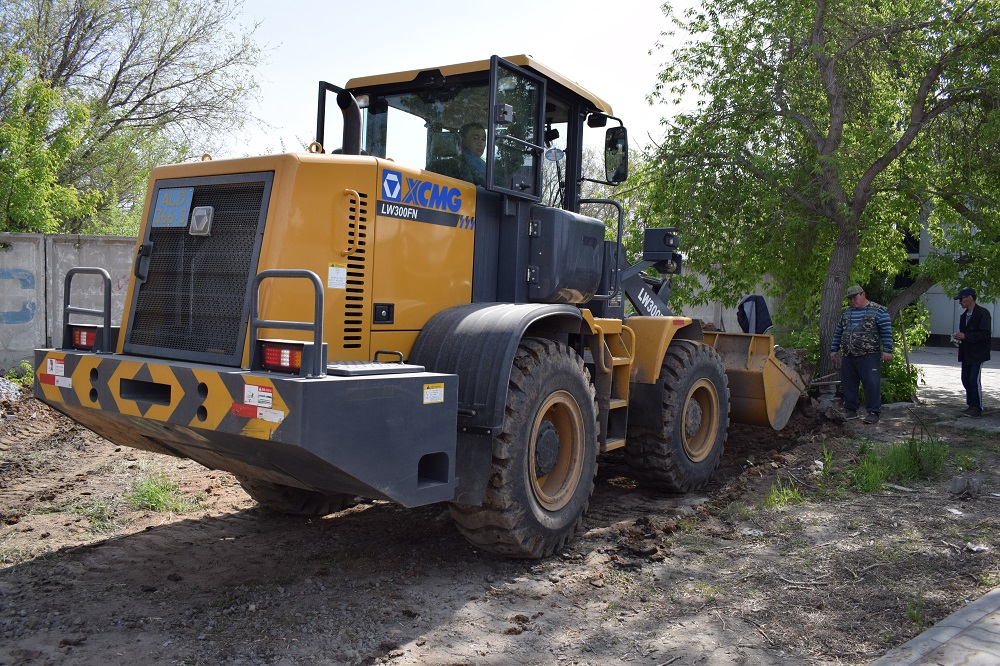 «Eńbek» baǵdarlamasynyń qatysýshylaryna myńǵa jýyq shaǵyn nesıe berildi