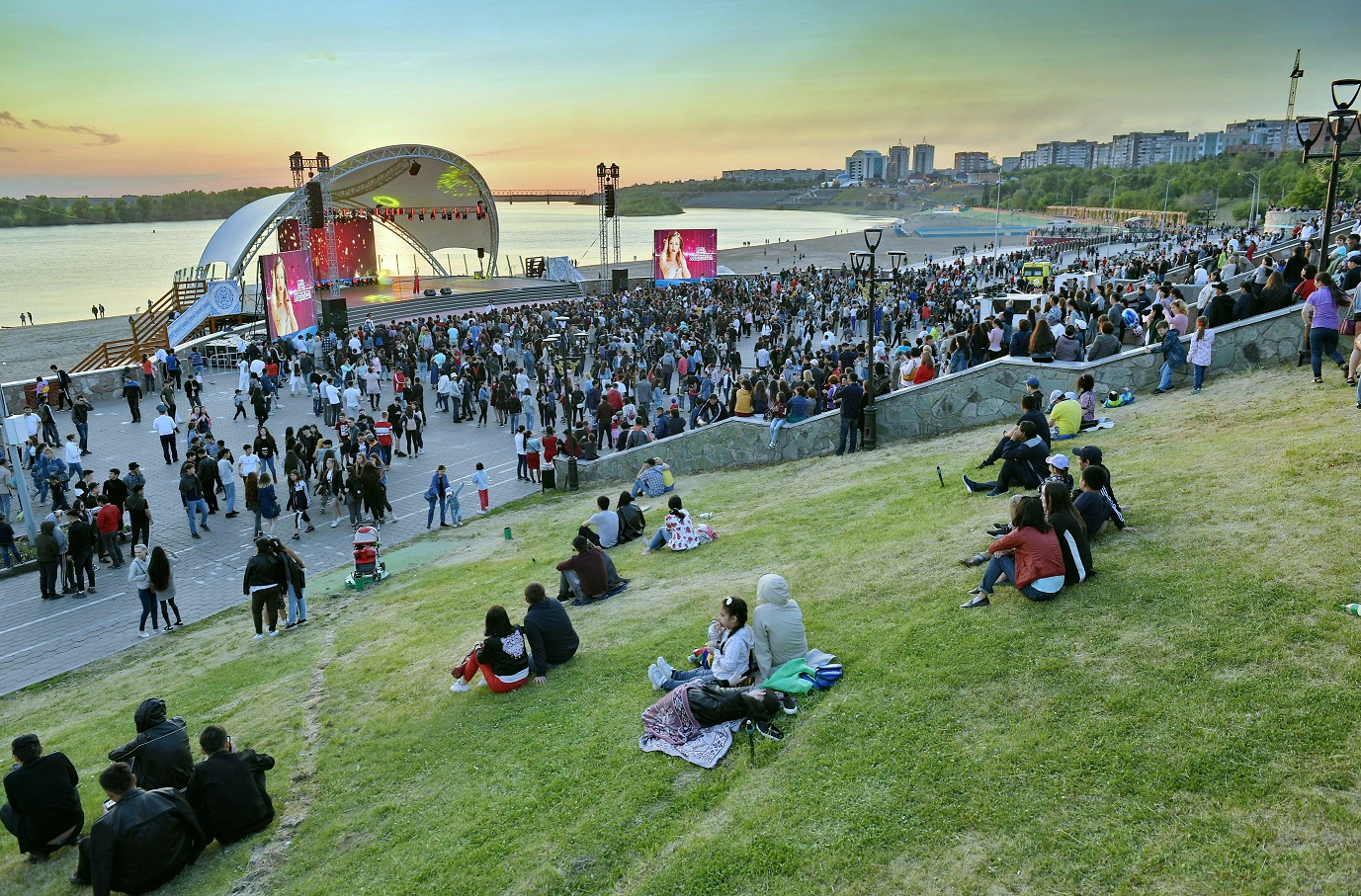 «Ertis Promenade» maýsymy shaqyrady