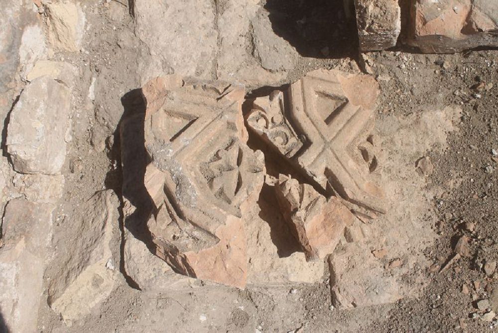 Segiz qyrly ǵımarat arshyp alyndy