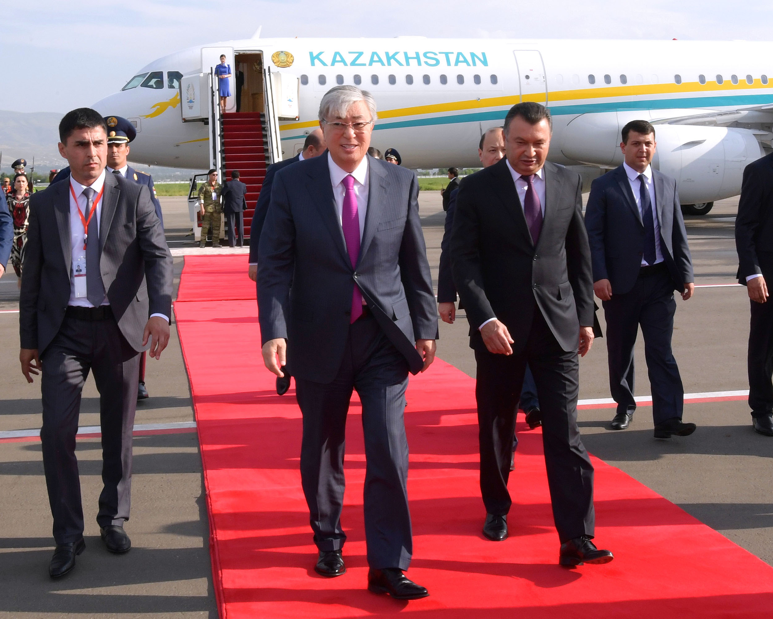 Qasym-Jomart Toqaev Dýshanbe qalasyna keldi