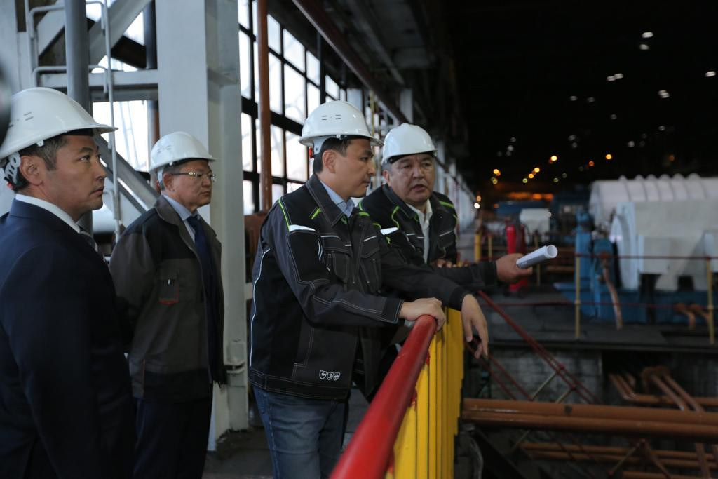 Elordanyń ákimi JEO-2-ge baryp, kóshe jaryqtaryn tekserdi