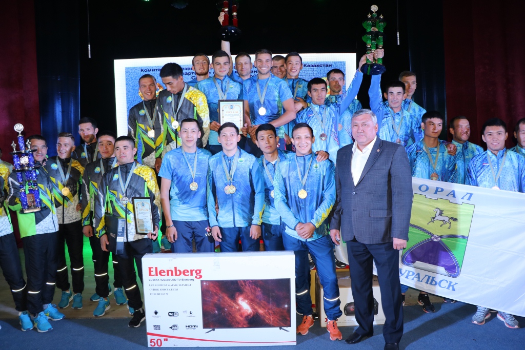 Soltústik Qazaqstanda órt sóndirý-qutqarý sportynan respýblıkalyq týrnır aıaqtaldy