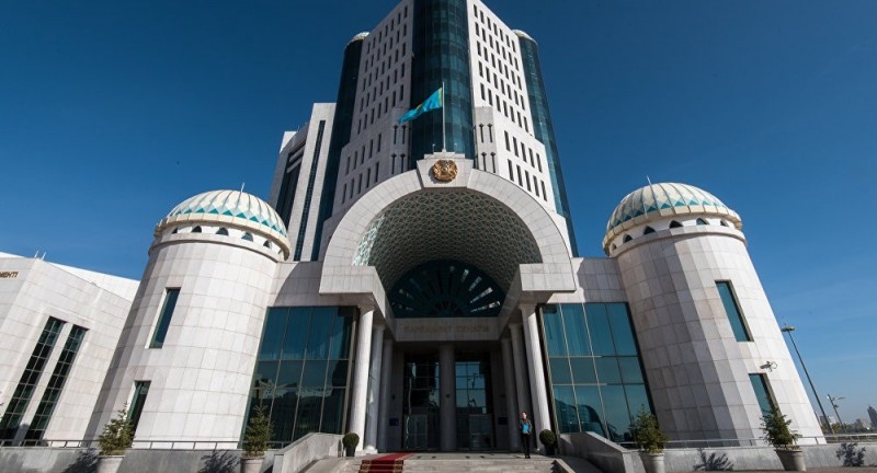 Senatorlar Sıngapýrda parlamenttik semınarǵa qatysty