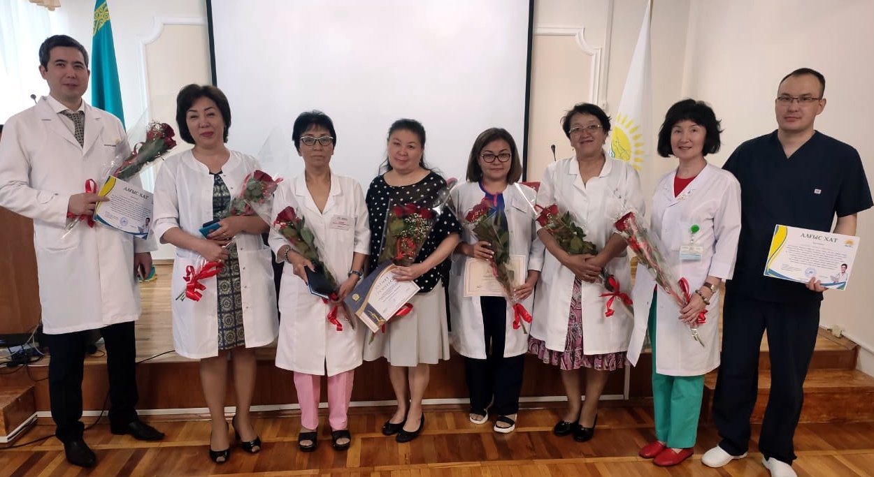 Kásibı merekede balalar dárigerleri marapattaldy