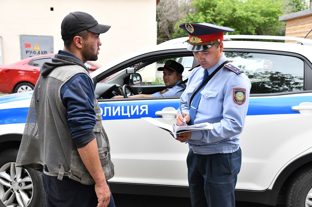 Polıseıdiń bir kúni