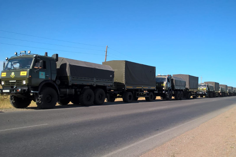 Arystaǵy jarylys: Almatydan 500 áskerı qyzmetshi jiberildi