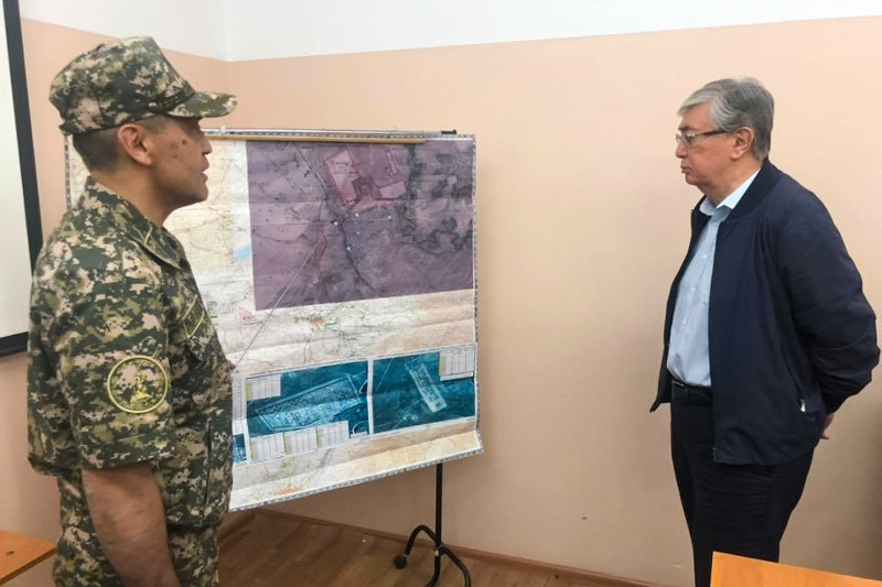 Qasym-Jomart Toqaev Arys turǵyndarymen kezdesti