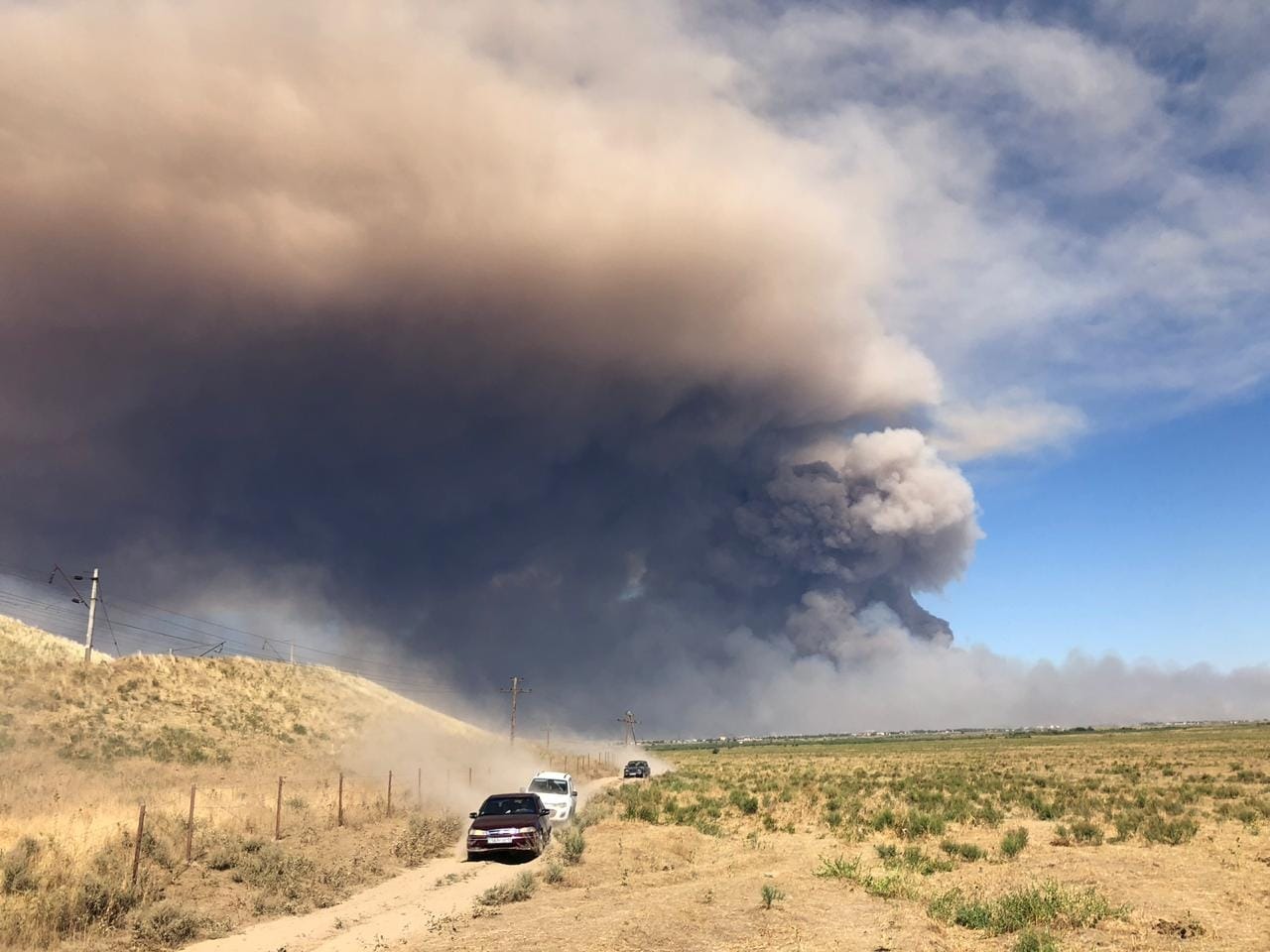 Arysta polısııa qyzmetkerleri evakýasııalanǵan azamattardyń múlkin kúzetedi