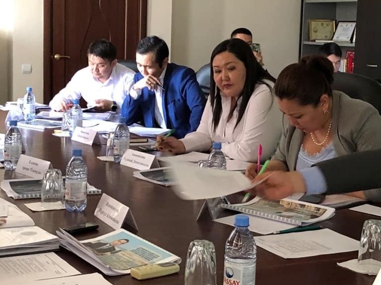 Respýblıkalyq baıqaýda Mańǵystaýdan eki memlekettik qyzmetshi úzdik atandy