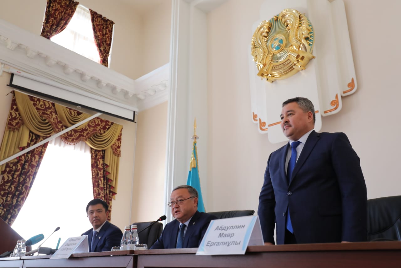 Aqtóbe qalasyna jańa ákim taǵaıyndaldy