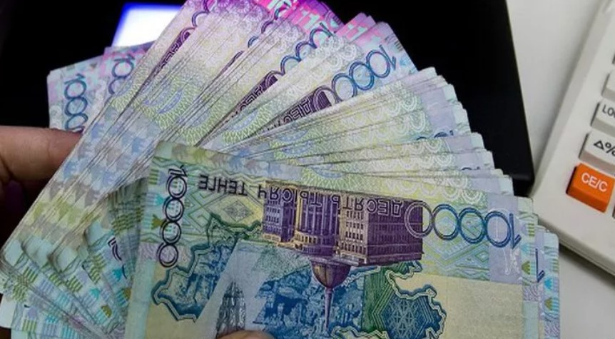 Shymkenttik kásipker Arystaǵy jarylystan zardap shekkenderge 10 mln teńge aýdardy