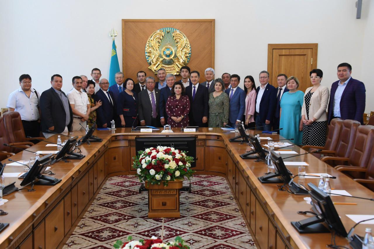 Almaty ákimi Qoǵamdyq keńes jıynyn ótkizdi