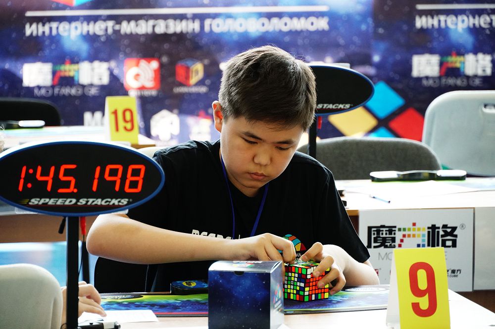 Teksheni tez qurastyryp jarysty