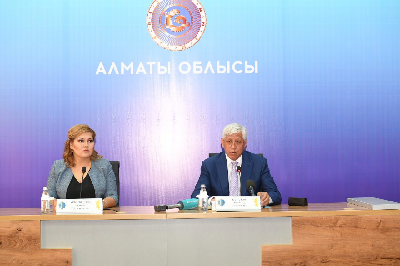 Jetisýlyq qurylysshylar Arys qalasyn qalpyna keltirýge kiristi