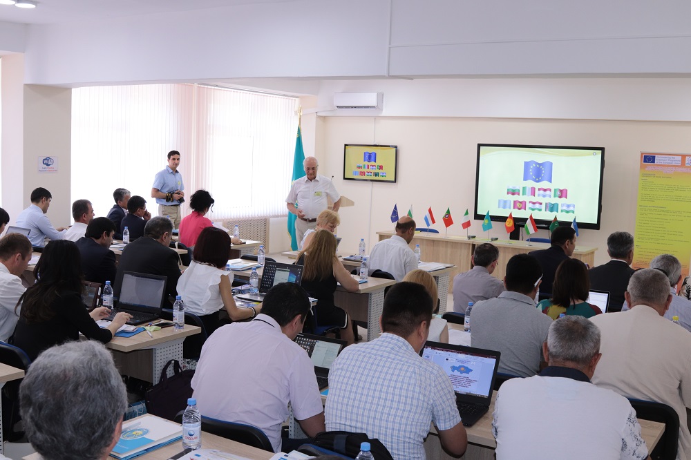 Almatyda Erasmus+ baǵdarlamasy qatysýshylarynyń kezdesýi ótti