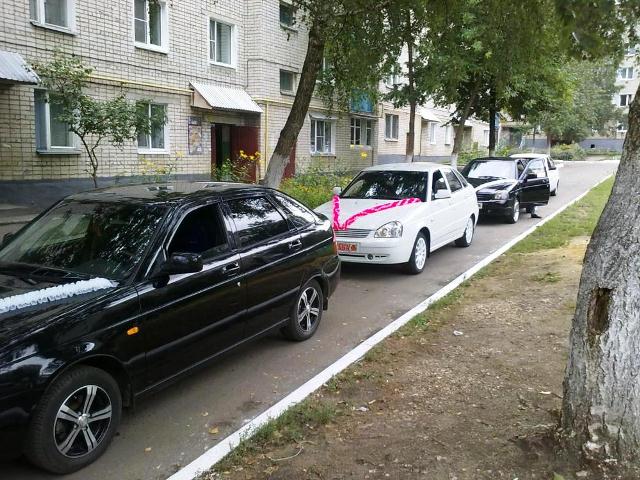 Almatyda kólik korteji polısııa qyzmetkerin qaǵyp ketti