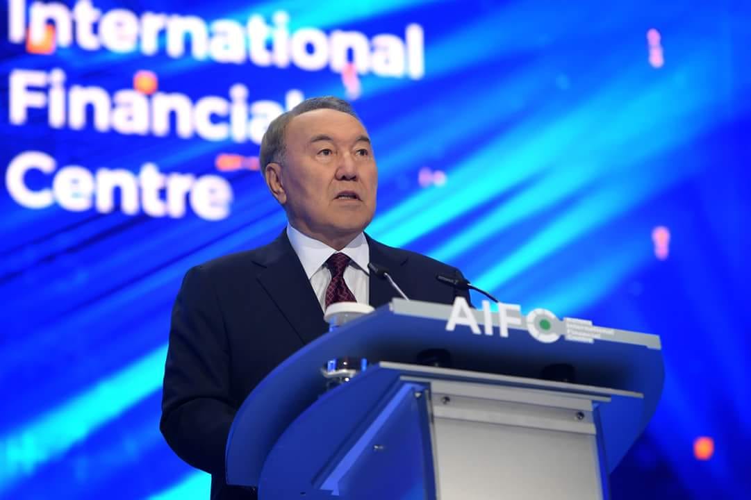 Halyqaralyq qarjy ortalyqtarynyń dúnıejúzilik alıansy Elbasyna Qurmet marapatyn tapsyrdy