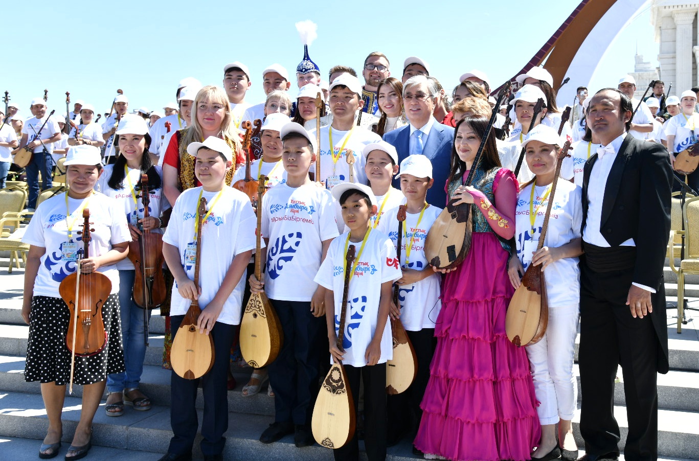 Dombyra – bizdiń erteńimiz