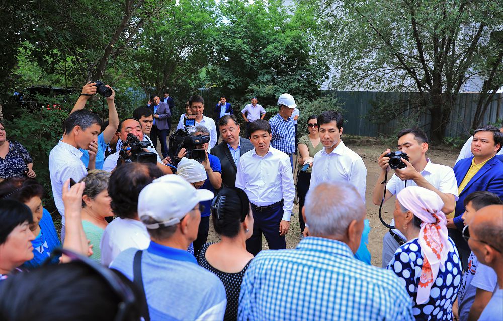 Barlyq jobalar partııa baqylaýynda