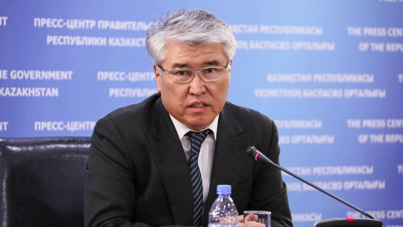 Mınıstr qyzmetin atqarǵanda eńbekaqym 980 000 boldy - Arystanbek Muhamedıuly