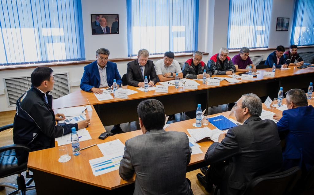 Elorda ákimi Altaı Kólginov astanalyq energetıkterdiń jumysyn synǵa aldy