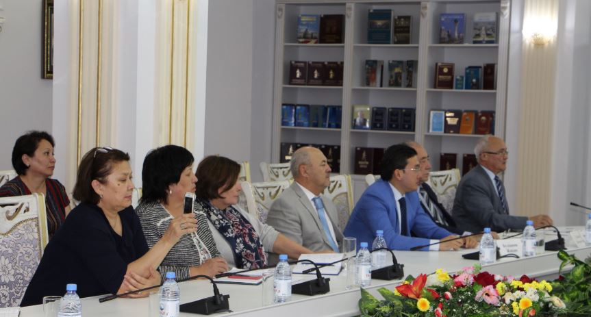 Ulttyq komıtet músheleri bas qosty