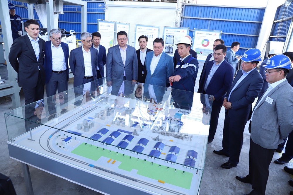 Premer-Mınıstr Asqar Mamın «Caspi Bitum BK» JShS-ne bardy