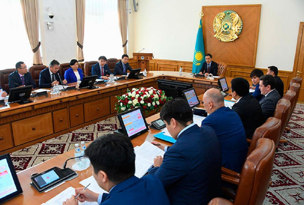 Almaty ákimi «Báıterek» holdıngi basshylarymen bıznesti qoldaý barysyn talqylady