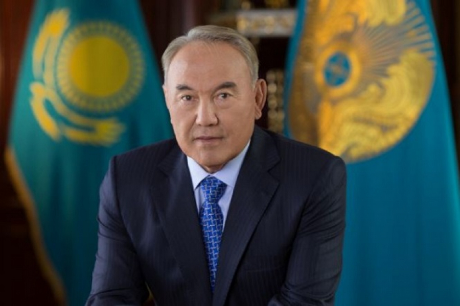 Elbasynyń atyna Astana kúnine jáne týǵan kúnine oraı hattar men jedelhattar kelip tústi