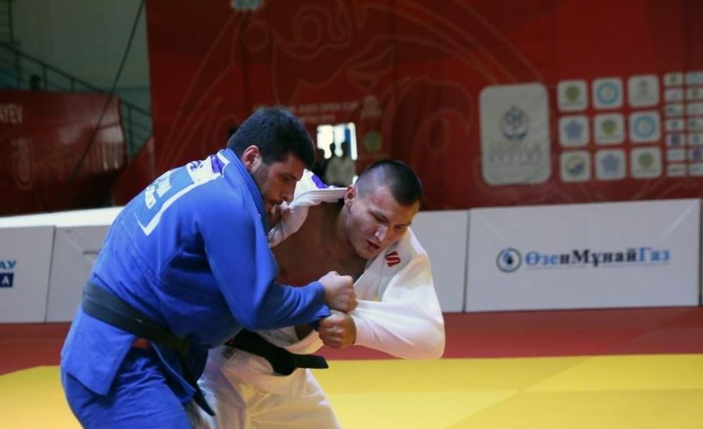 Aqtaýda Turar Joldybaevty eske alýǵa arnalǵan dzıýdodan ashyq Azııa kýbogy aıaqtaldy