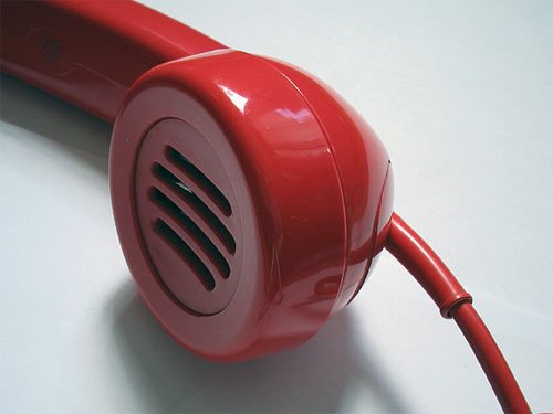 Semeıde áıel adam óz úıin órtemek boldy