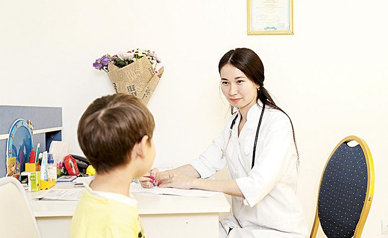 «Dıplommen – aýylǵa» barǵan dáriger baspanaly boldy