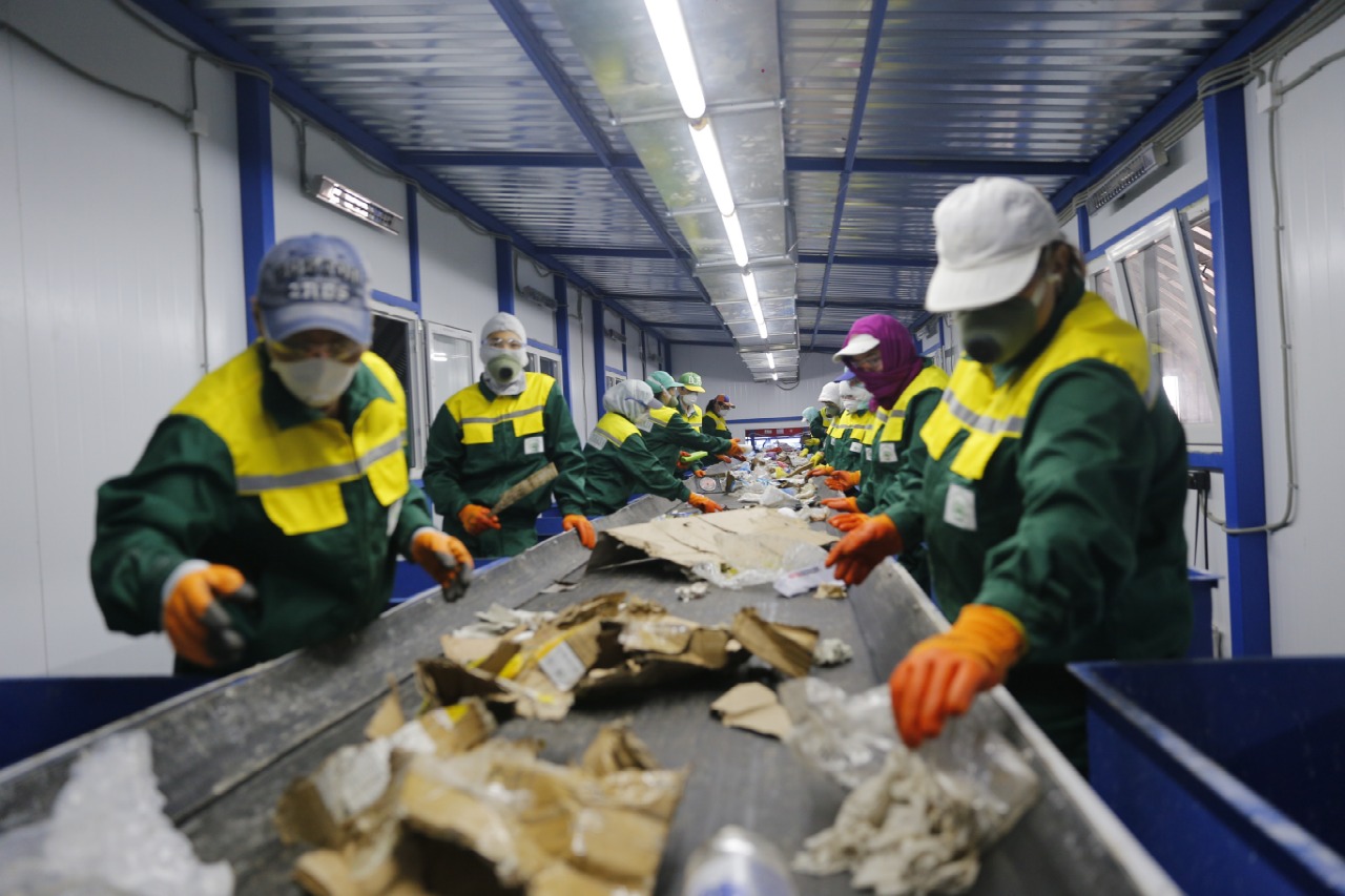 Atyraýda qaldyqtardy suryptaý kesheni iske qosyldy