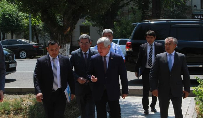 Mınıstr Berdibek Saparbaev Jambyl oblysynda boldy