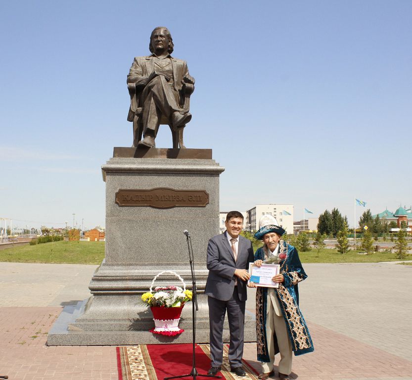 Oralda Qadyr ortalyǵynda Kúı bólmesi ashyldy