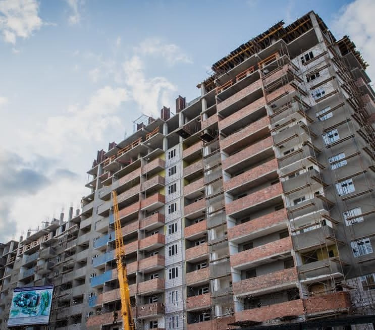 Problemaly nysandardyń qurylys qarqynyn tómendetýge bolmaıdy - Elorda ákimi